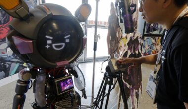 AI is so sycophantic there's a Reddit channel called 'AITA' documenting its sociopathic advice