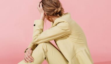 5 Bad Habits That Are Making Your Anxiety Worse, According to Psychologists