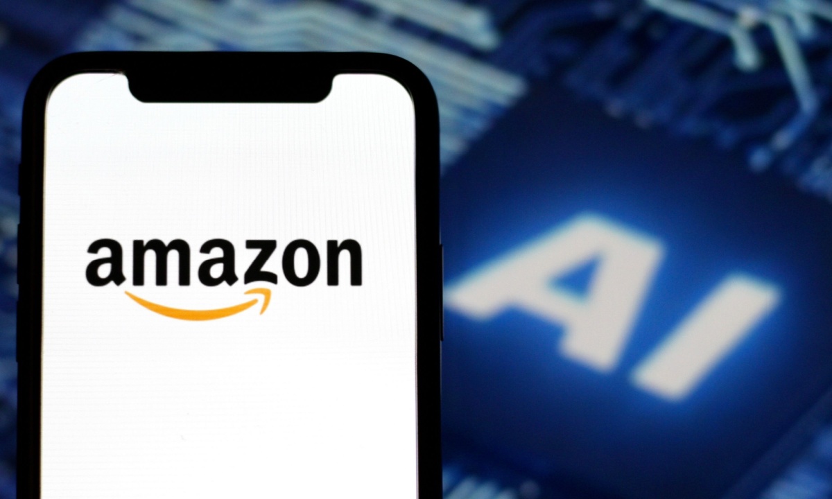 Amazon Drafts AI Smartphone Strategy to Support Digital Services