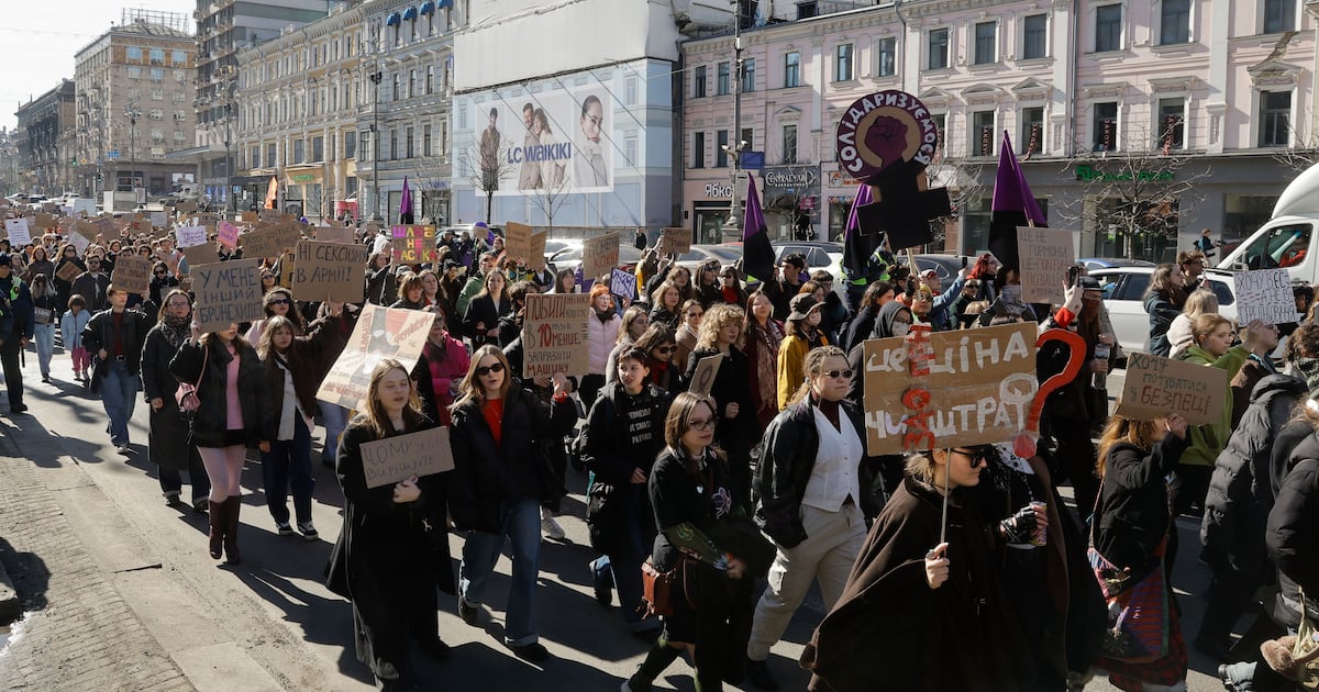 US focus on Iran intensifies Ukraine’s struggles and leaves Putin feeling vindicated – The Irish Times