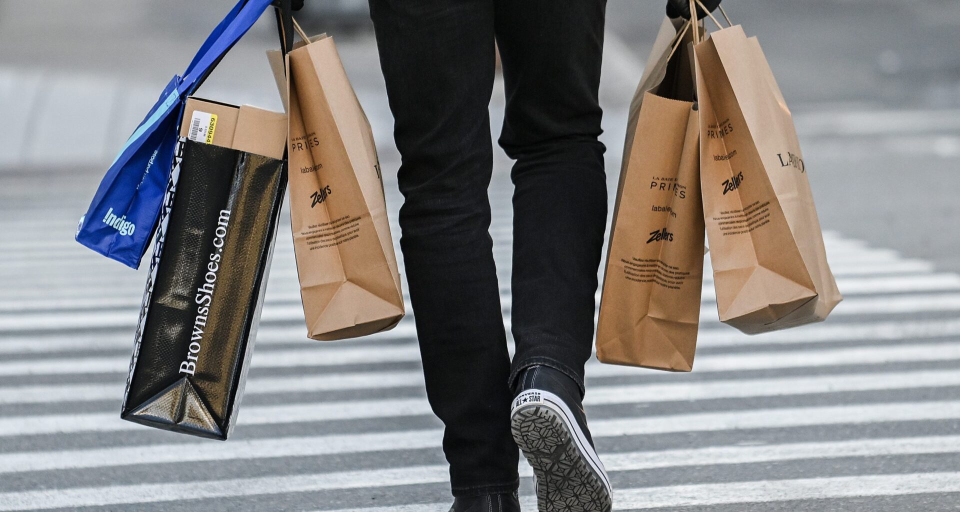 Quebec's pilot project of extending weekend shopping hours begins Wednesday