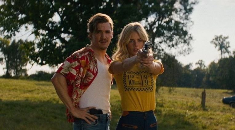 Samara Weaving and Kyle Gallner embark on a crime spree in Carolina Caroline trailer