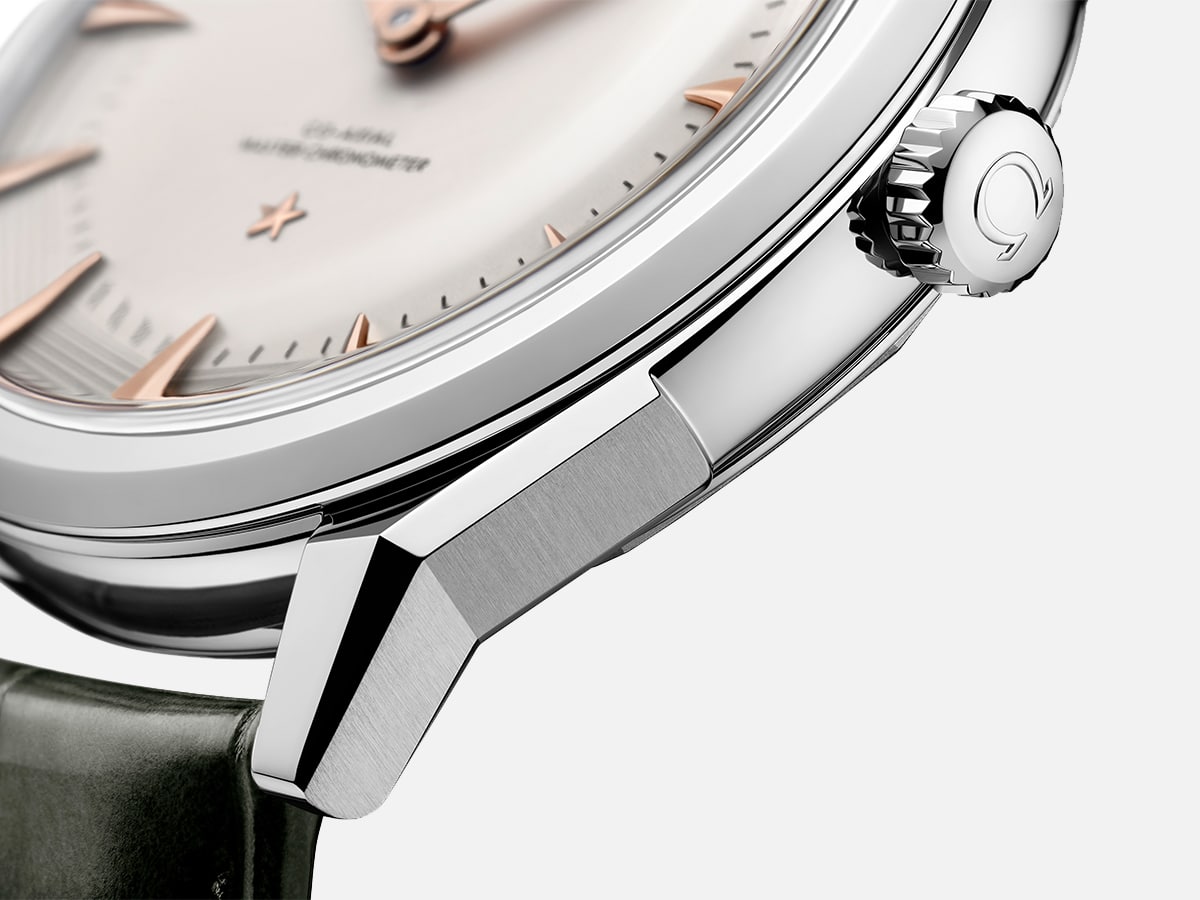 Constellation observatory case close up