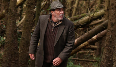 Ciarán Hinds to lift lid on Donegal film on tonight's Late Late