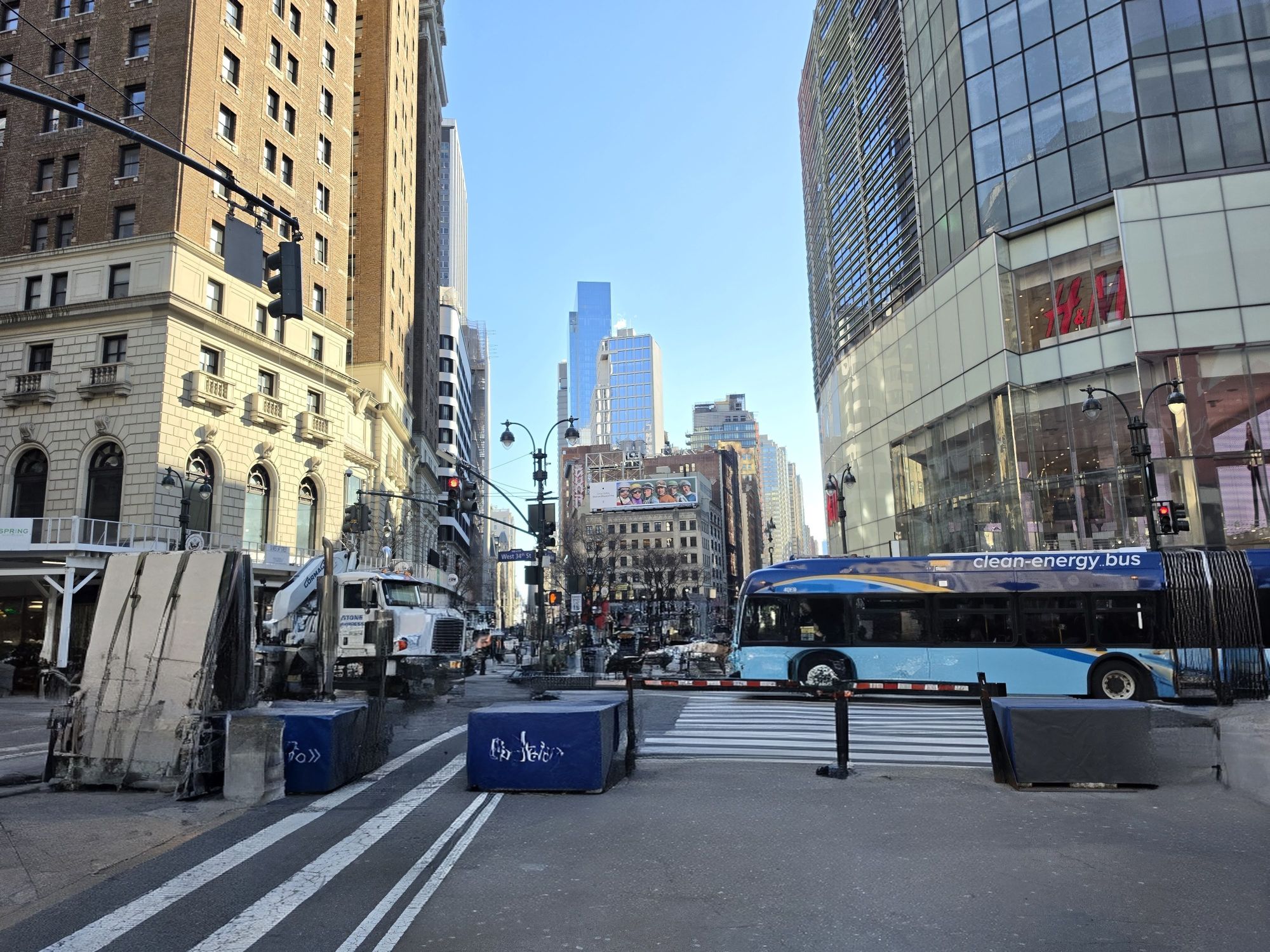 Photo Assist vs Ask Photos - Pixel 10 Pro XL sample.