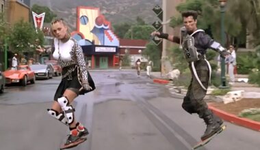 'Back to the Future II' actress recalls stunt double's hoverboard crash