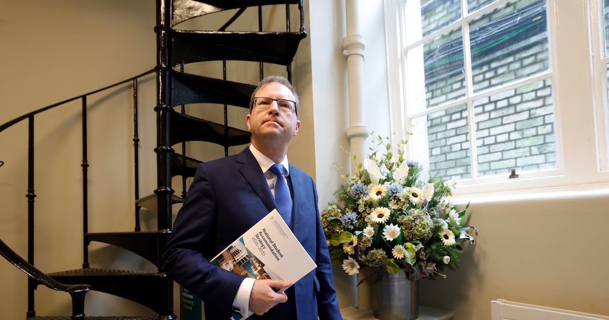 After two-year delay, Government announces plan for 42,000 new beds for students – The Irish Times