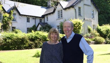 Shane Ross drops asking price of Enniskerry home from €3.5m to €2.6m – The Irish Times
