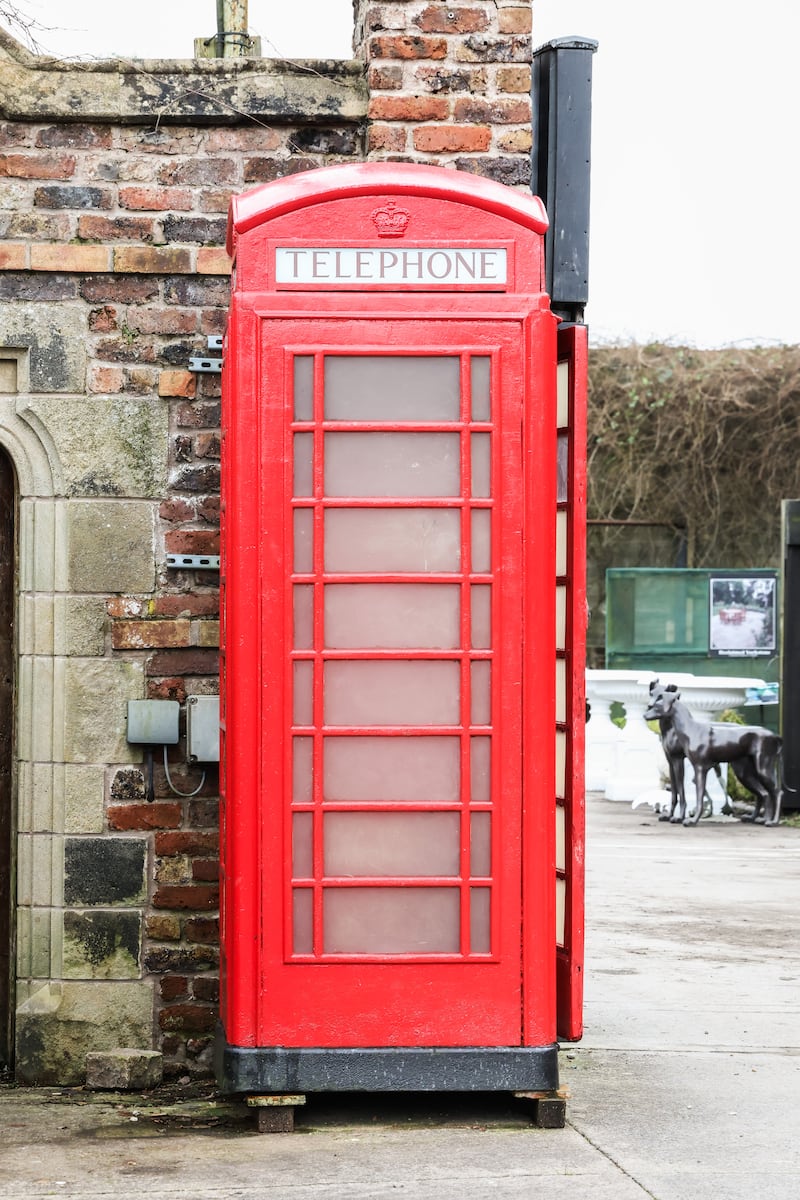 1935 cast iron red telephone box (€2,000-€4,000), Wilson's Yard 