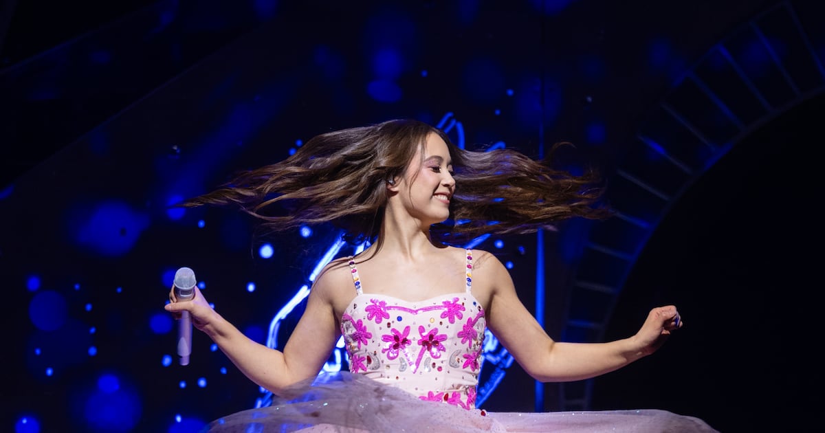 Gen Z sensation splits the G as she pays tribute to Ireland – The Irish Times