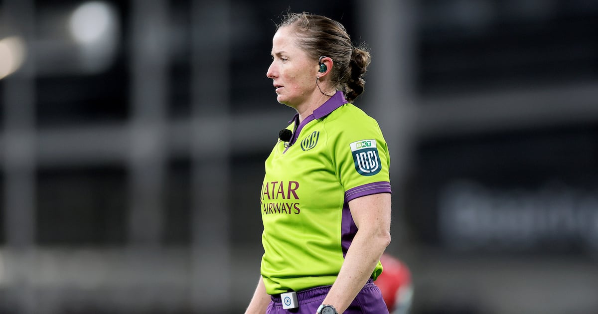 A small bone to pick with the refereeing of Hollie Davidson and Aimee Barrett-Theron – The Irish Times