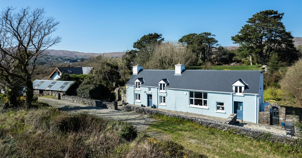 What will €595,000 buy in coastal west Cork and nearby Dublin’s St Stephen’s Green? – The Irish Times