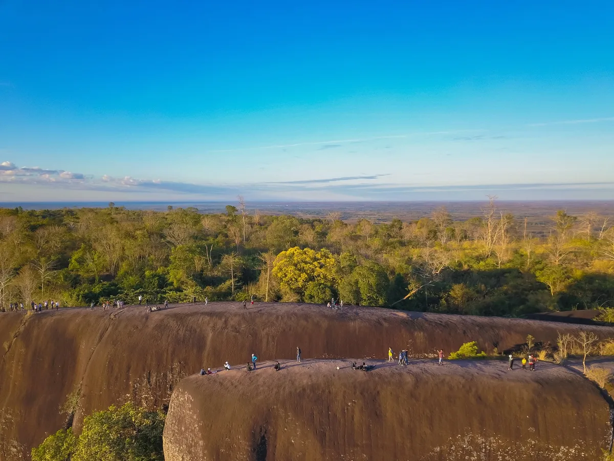 Hin Sam Wan - Three Whale Rock