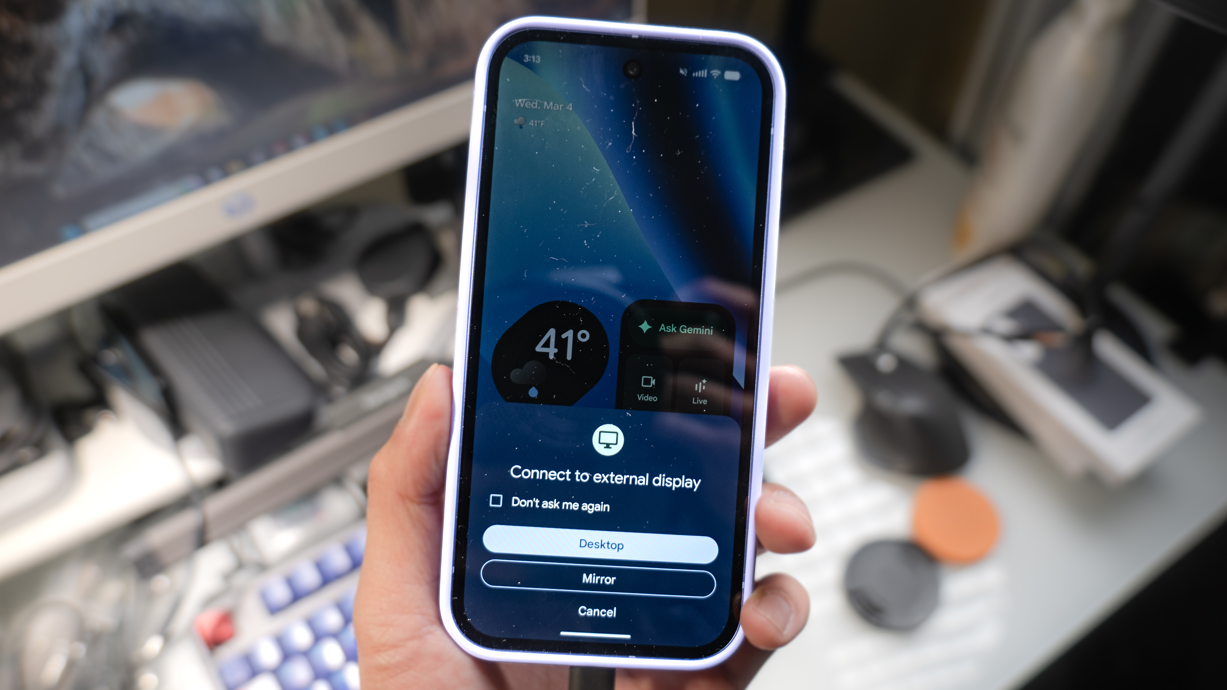 Pixel 10a desktop mode.