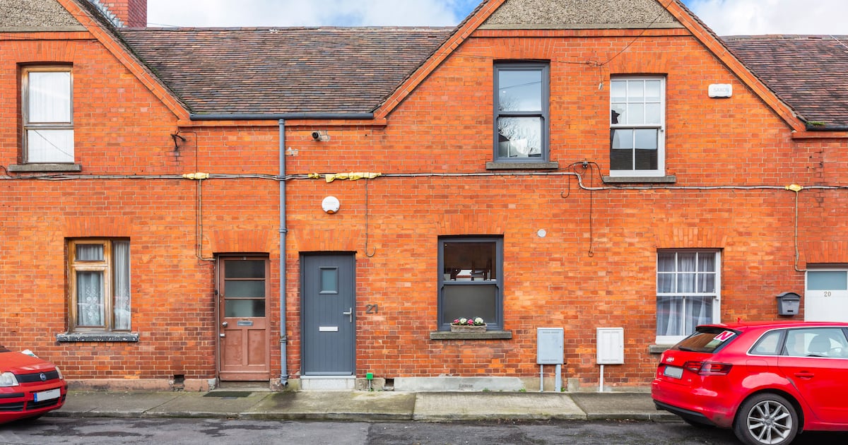 Smart two-bed home next to Herbert Park in Donnybrook – The Irish Times