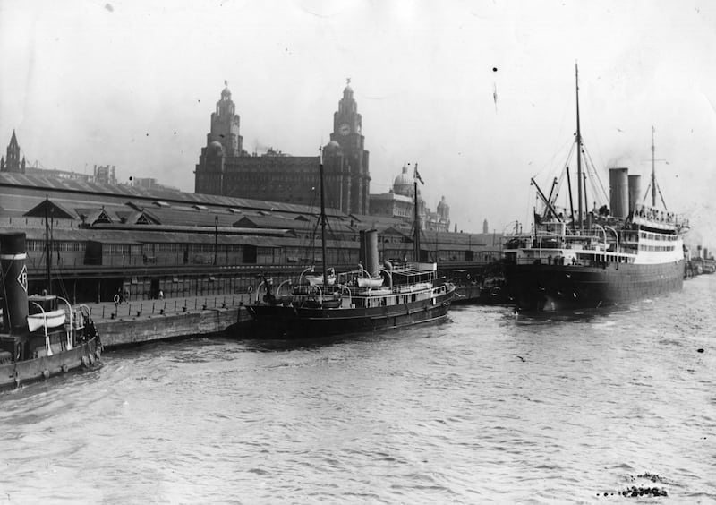 circa 1930:  Scene of the dockside in Liverpool with vessels alongside.  (Photo by Hulton Archive/Getty Images)