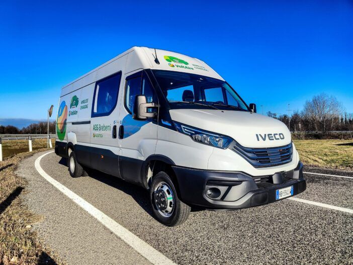Iveco eDaily enters service with dynamic wireless charging on Italian motorway
