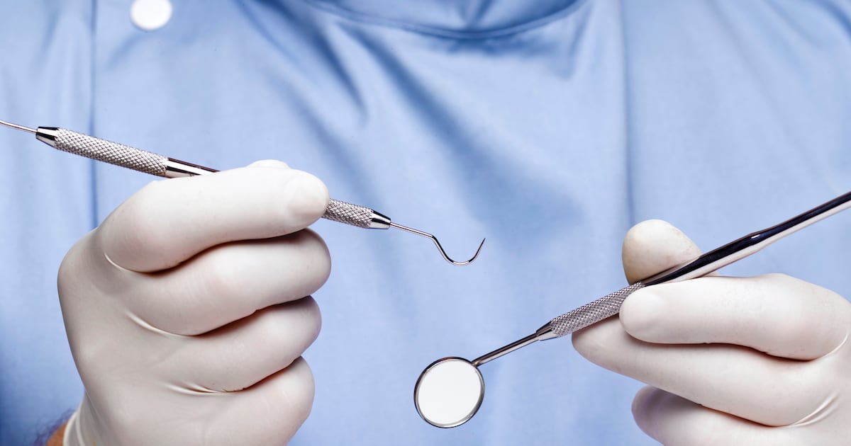 Unregistered dentist offered treatment to patients from sittingroom of Dublin apartment – The Irish Times