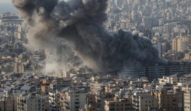 Iran vows to block Gulf oil shipments after heaviest air strikes yet by US and Israel – The Irish Times