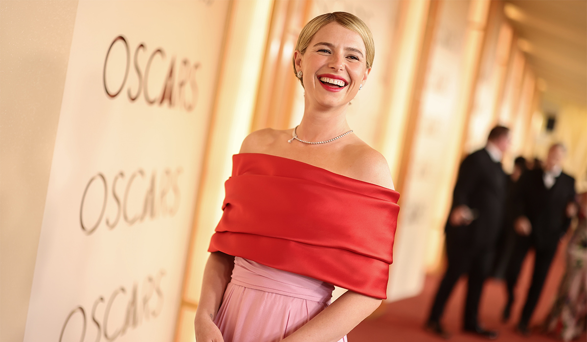 Sweet hidden meaning in Jessie Buckley's Oscars look