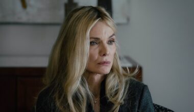 Michelle Pfeiffer & Kurt Russell on New Episodes