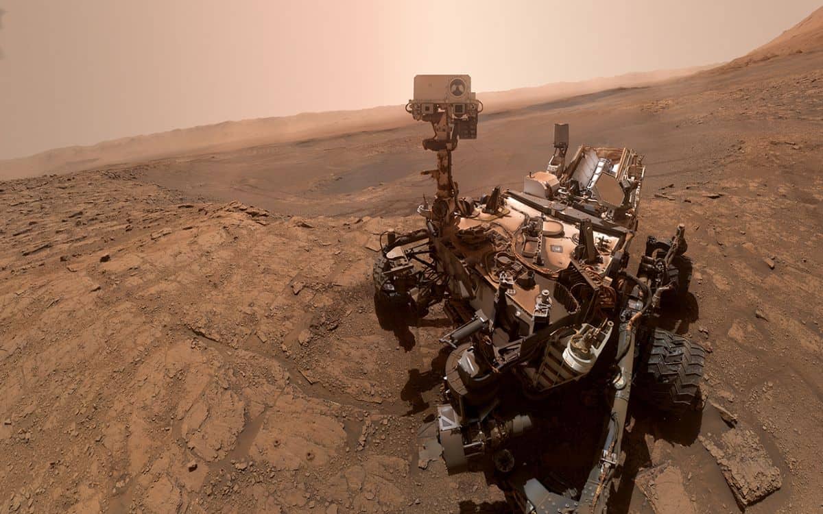 NASA’s Curiosity rover accidentally cracked open a Martian rock and found something unexpected inside