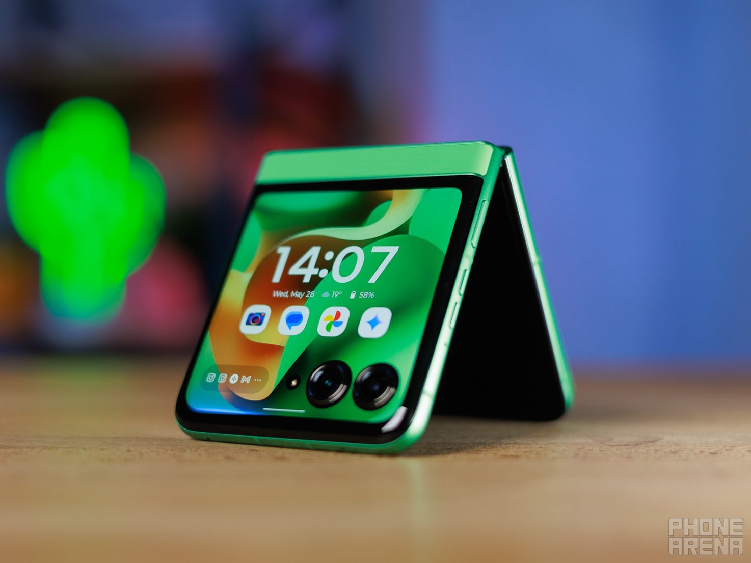 Green Motorola Razr 60