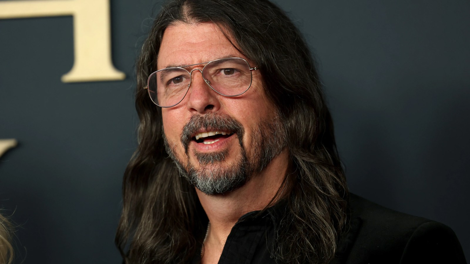 Dave Grohl Addresses Infidelity and Ongoing Therapy in New Interview