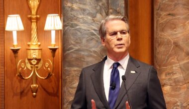 EU expects US will not increase tariffs on its exports to 15% – The Irish Times