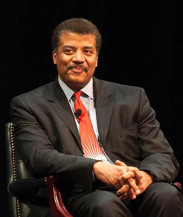 Neil DeGrasse Tyson thinks our universe is a computer simulation and a science professor claims to have evidence it is true