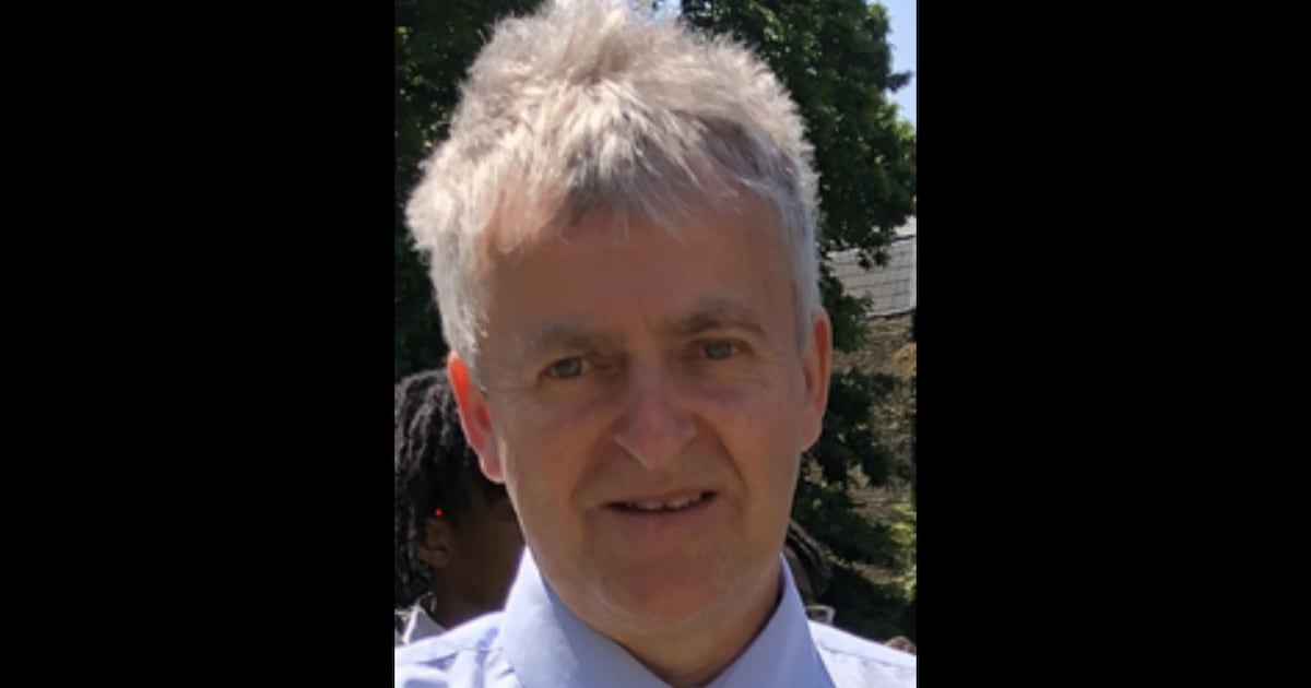 Man ‘died a hero’ while trying to help six people caught in rip current at Cork beach – The Irish Times