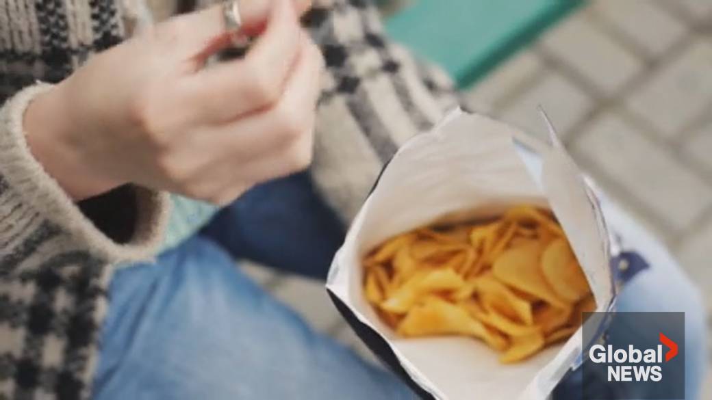 Click to play video: 'How ultra-processed foods are ruining your health'