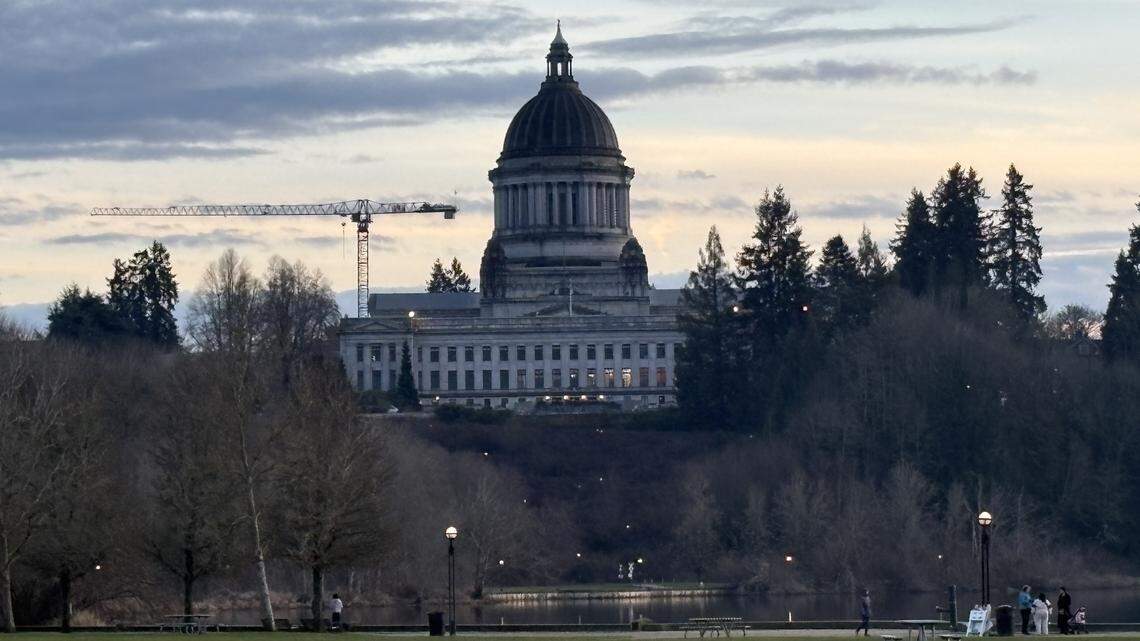 Lawmakers propose tapping LEOFF 1 pension surplus in Olympia