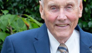 Pat Kilcommons - Grey's Funeral Home, Templemore