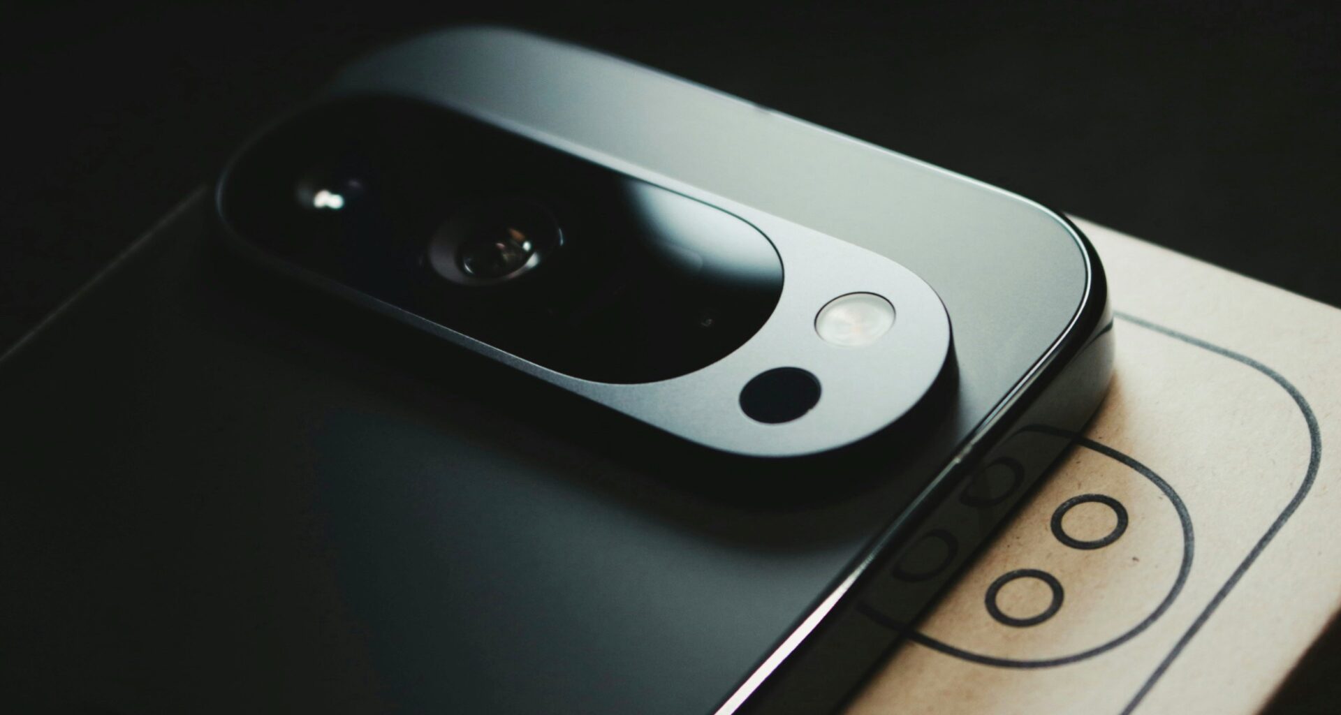 Google Pixel smartphones get stuck on lock screen after March update