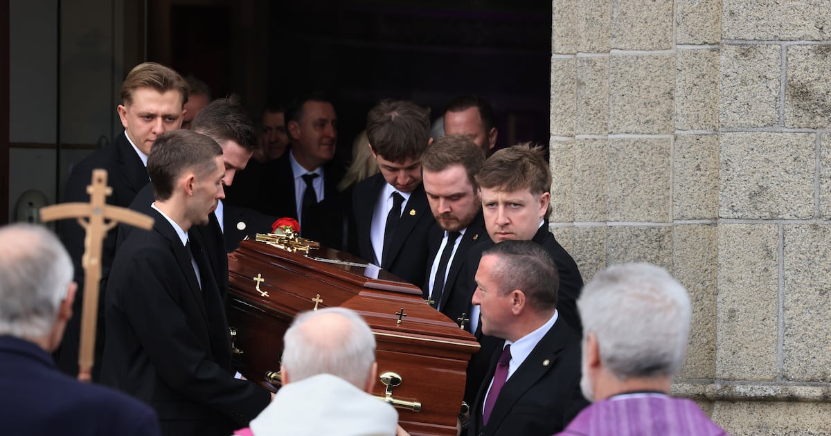 Family of Olympic gold medallist Ronnie Delany recall a national hero who was a great family man – The Irish Times