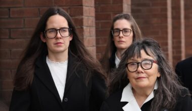 Judge sentences Enoch Burke’s mother and sister to prison for two weeks – The Irish Times