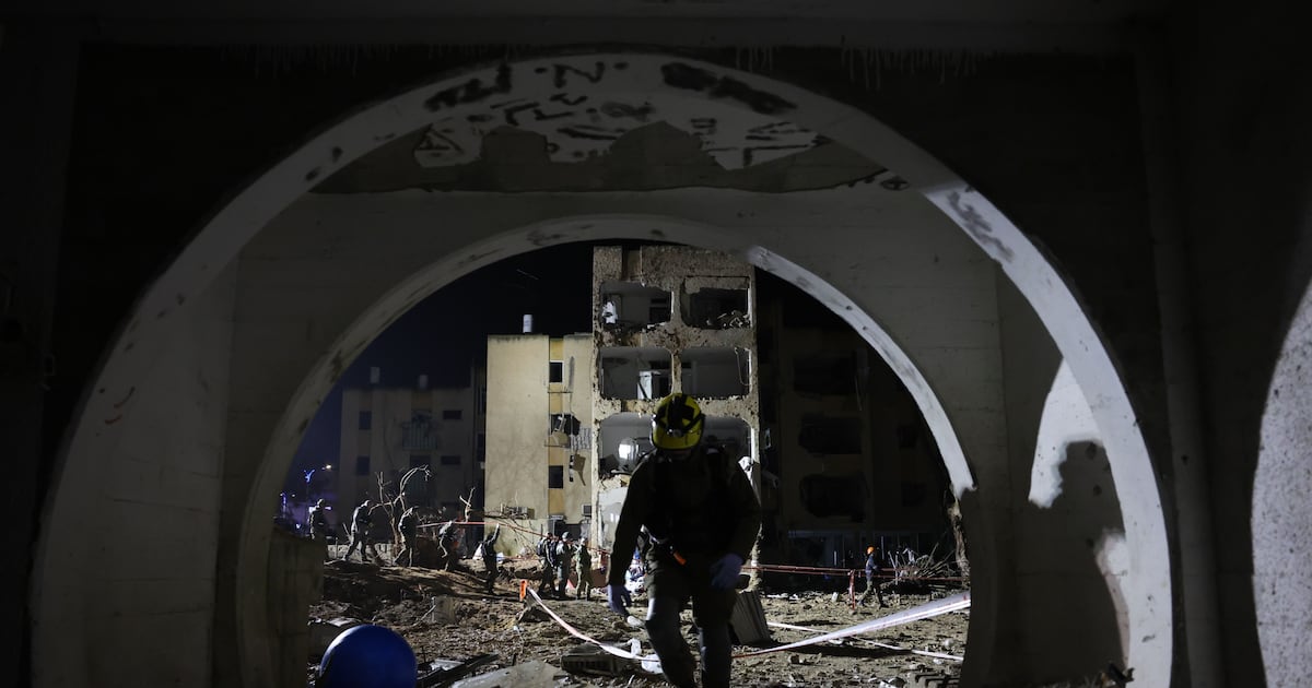 Trump gives Iran 48-hour ultimatum to open strait of Hormuz – The Irish Times