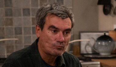 Major Emmerdale legend exits in ITVX release as Cain is devastated | Soaps