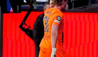 ‘My heart is absolutely broken for him’ – Spurs keeper Antonin Kinsky hauled off after horror 17 minutes