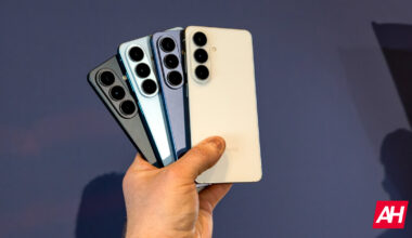 Does Samsung Galaxy S26 Plus Have an SD Card Slot?