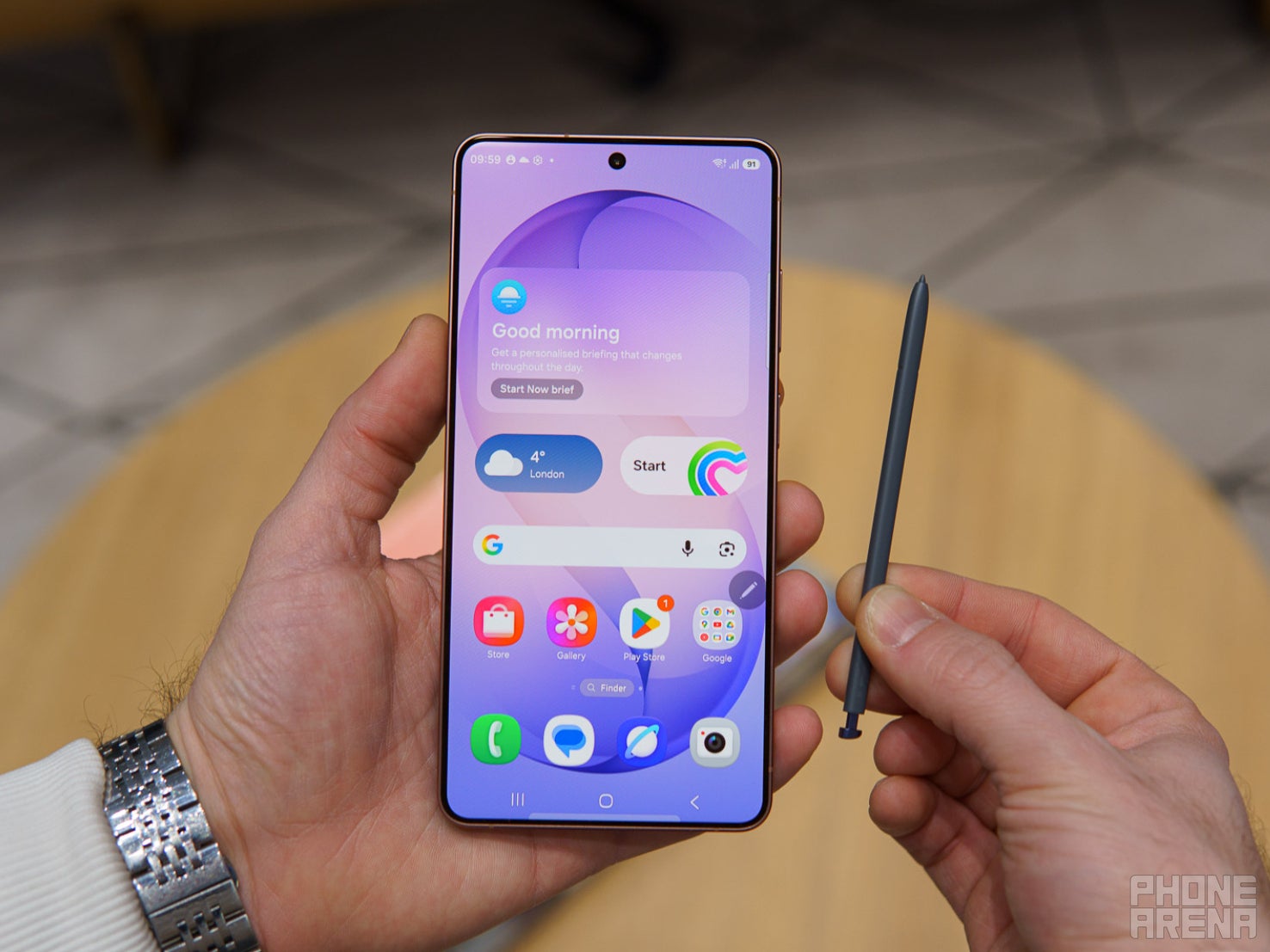Samsung Galaxy S26 Ultra with S Pen