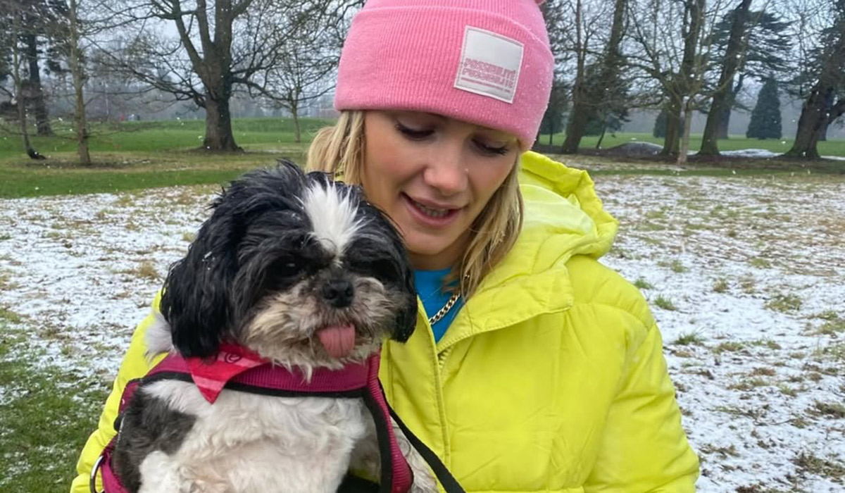 Niamh Cullen with her dog, Lulu. Pic: Instagram