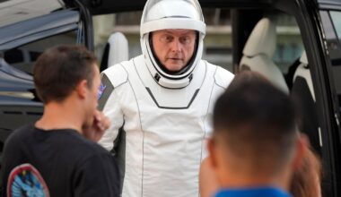 Mike Fincke: NASA astronaut medically evacuated from ISS says he lost ability to speak while in space