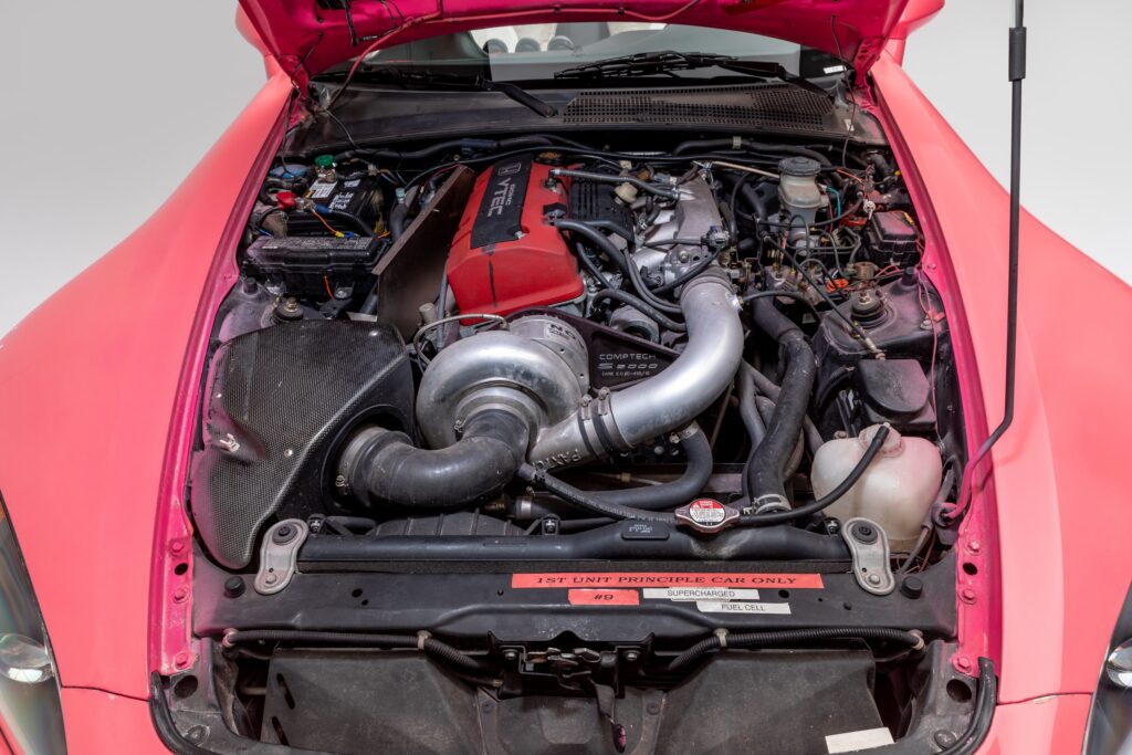 Honda S2000 engine bay