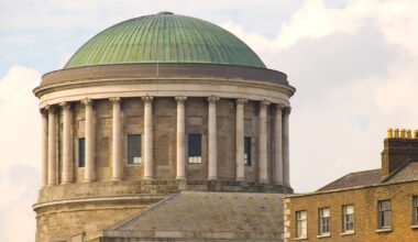 McKillen jnr to seek examiner for his Kerry chocolate business – The Irish Times