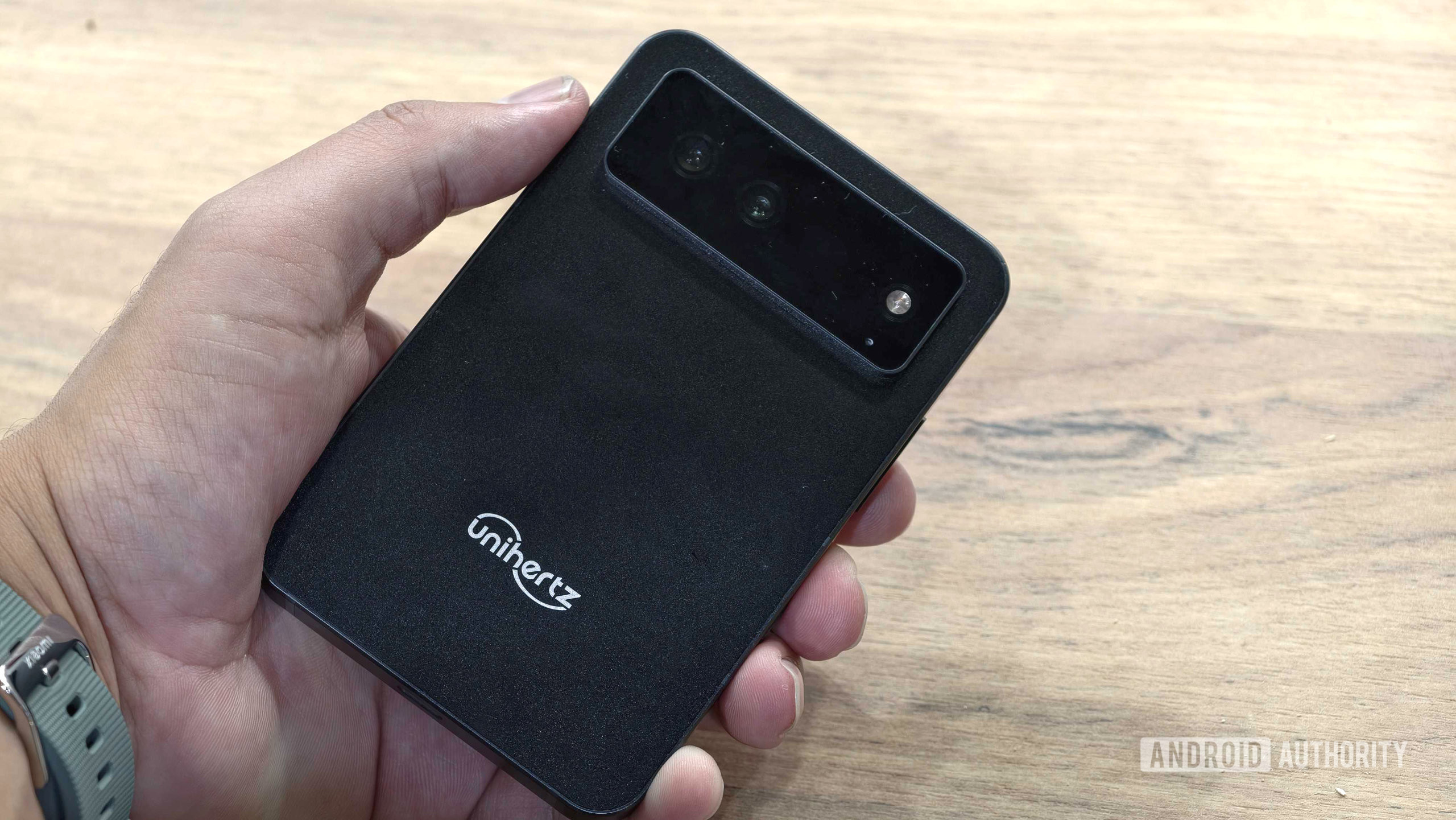 Unihertz Titan 2 Elite showing back