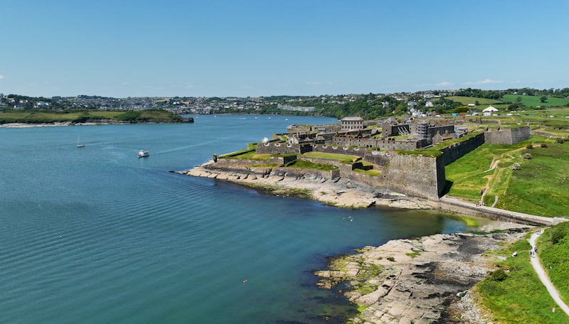 There are several walking routes around Charles Fort in Kinsale