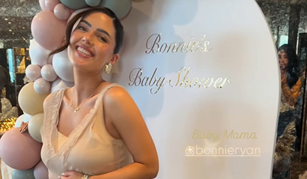 Lottie Ryan throws sister Bonnie a Baby Shower