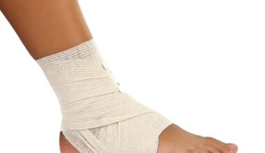 Novel microneedle patch accelerates healing of chronic diabetic wounds using light